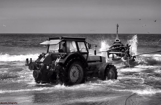 pancada de mar ao sair da praia