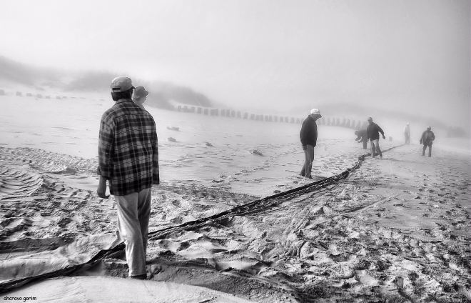 estendido o saco, abri-lo-ão e o sol virá depois secá-lo