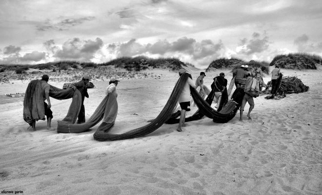 pesado fardo que nem sempre o mar compensa