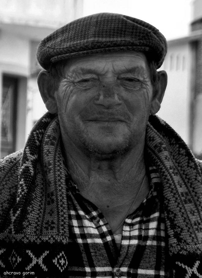 uma incógnita sempre o seu olhar