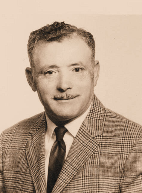 mestre joaquim raimundo, foto de natalie serra, editada por ahcravo gorim