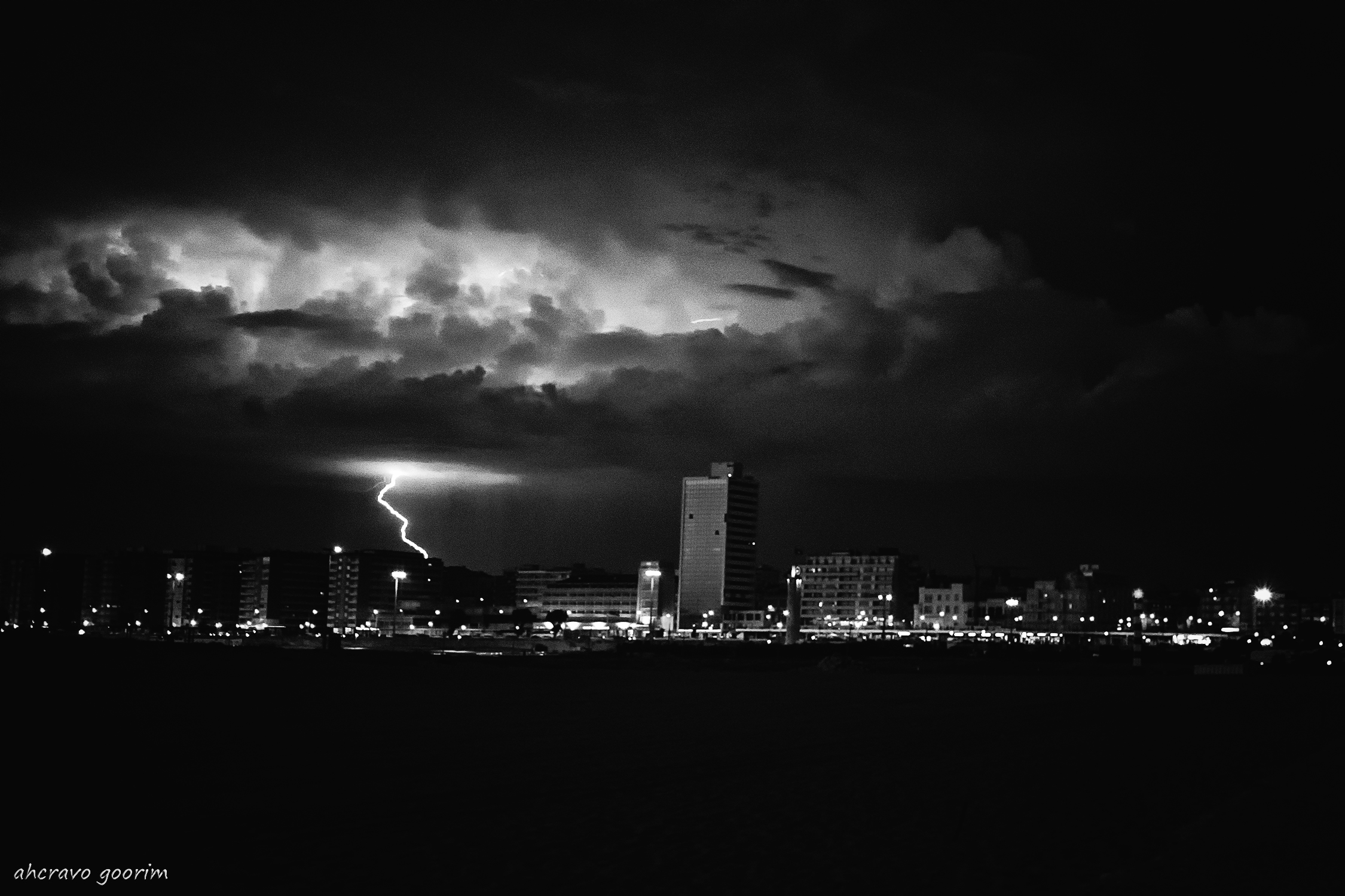 0 ahcravo_DSC1604 bw